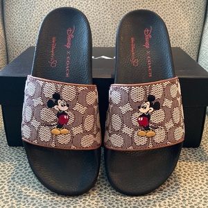 Coach x Disney WDW 50th signature jacquard Mickey slides size 8